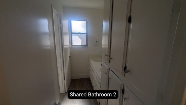 Photo - 6851 Albury St