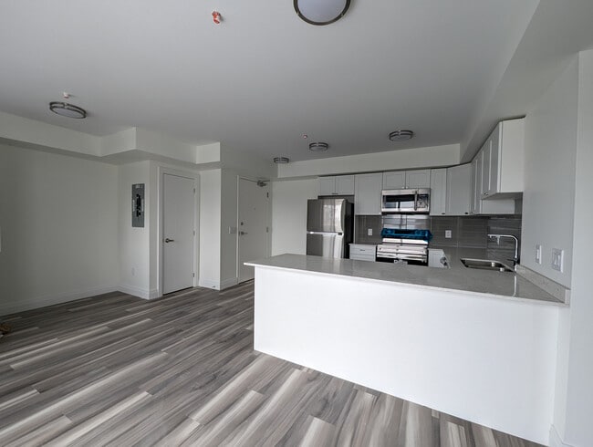 Photo - 144 Lucan Ave Unit 405