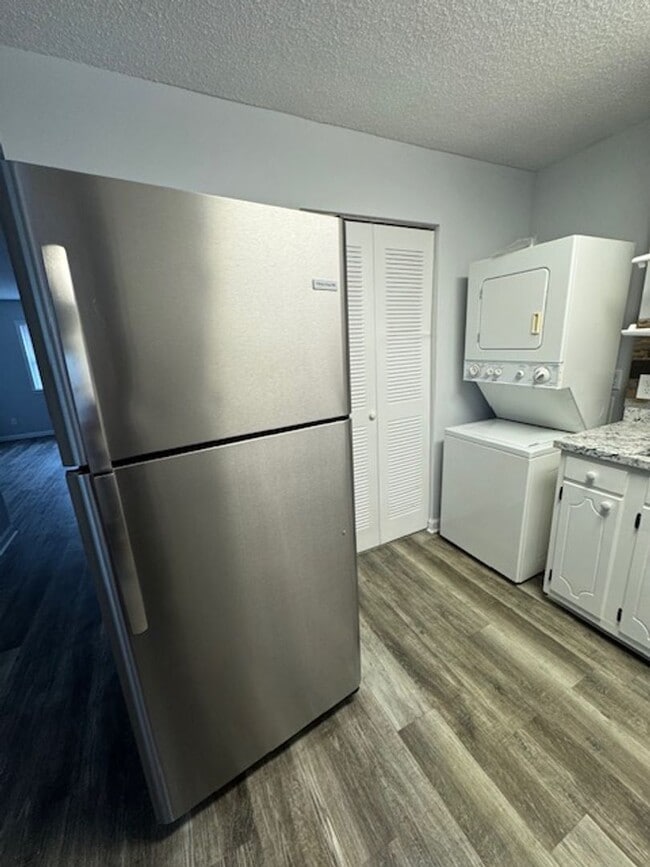 Photo - 610 Park Ave