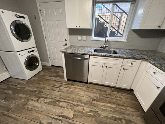 Photo - Depew Street Multiplex Unit 2173