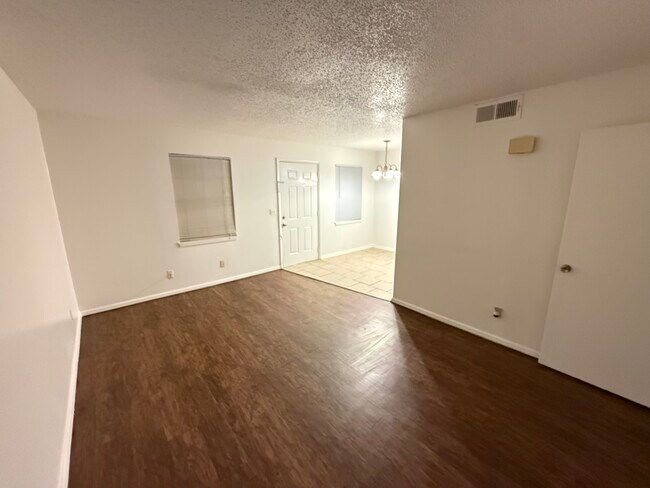 Photo - Peartree Apartments