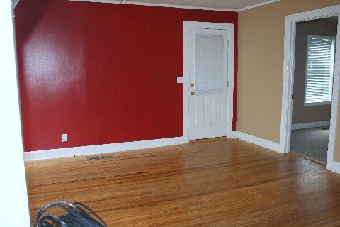 Photo - 309 Carver Ln