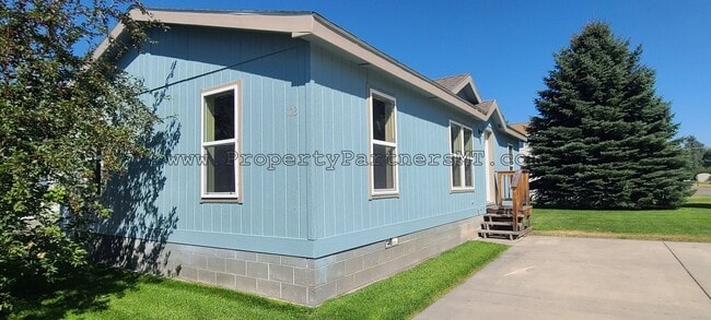 Remodeled! 3 Bed 2 Bath Modular house - Remodeled!  3 Bed 2 Bath Modular house