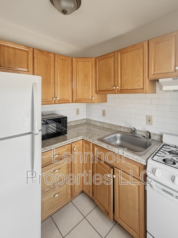 Photo - 25 Portland St