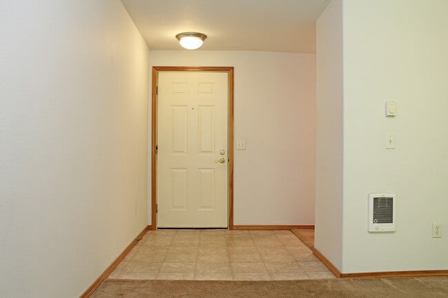 Photo - 683 NE 162nd Ave