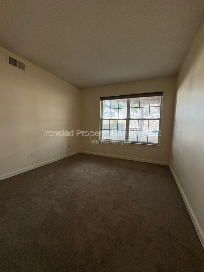 Photo - 15 Forest Glen Cir Unit 6