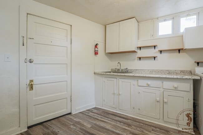 Photo - 1060 Grand Ave