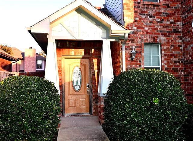 Photo - 937 Spring Valley Plaza