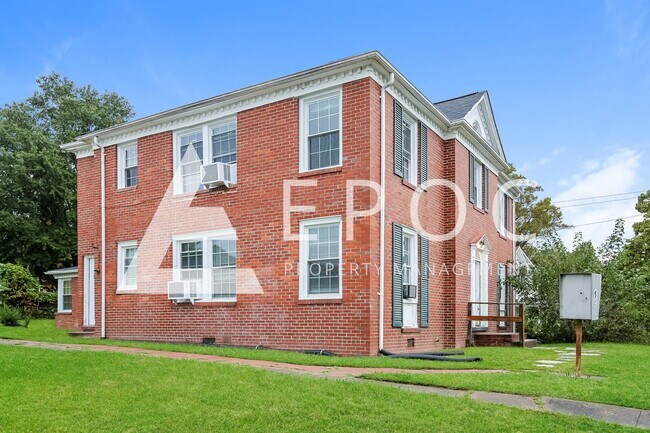 Photo - 517 Willow St