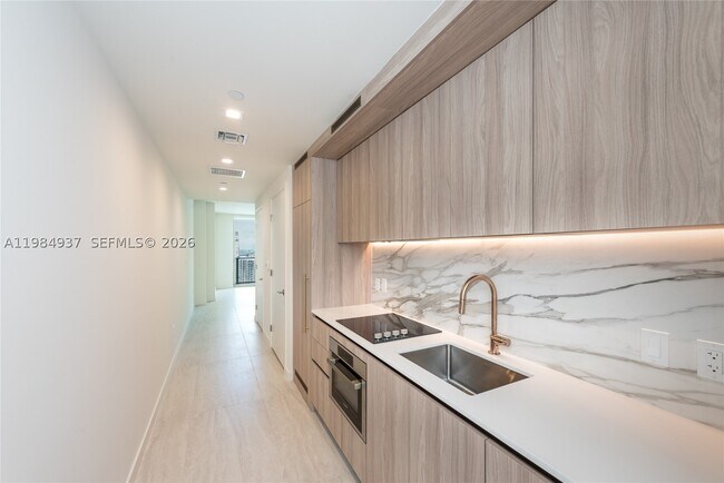 Photo - 77 SE 5th St Unit 4004
