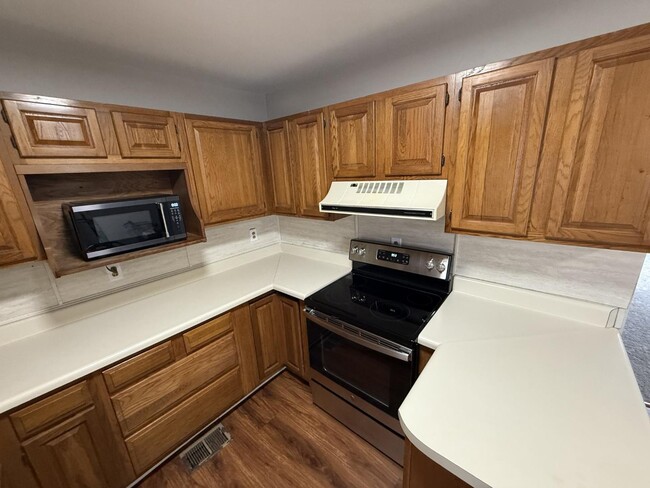 Photo - 103 Annette Dr