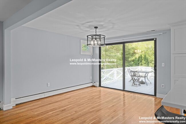 Photo - 330 Swains Pond Ave Unidad 330