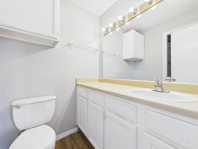 Photo - 3115 Helms St Unit 210