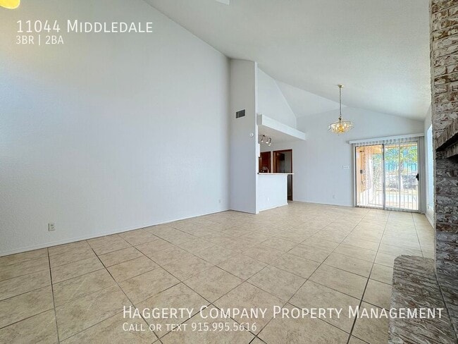 Photo - 11044 Middledale-