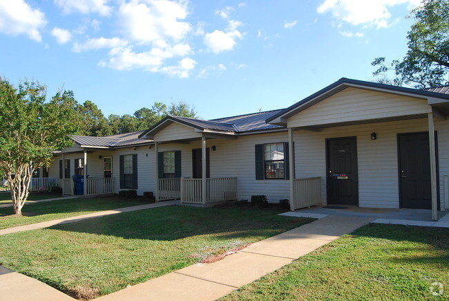 Building Photo - Ivy Village Rental