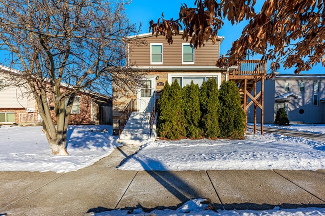 Building Photo - 113 Washington Ave