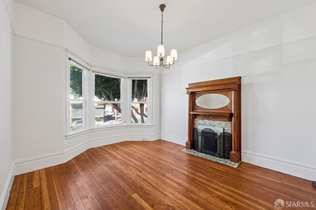 Photo - 2205 Bryant St