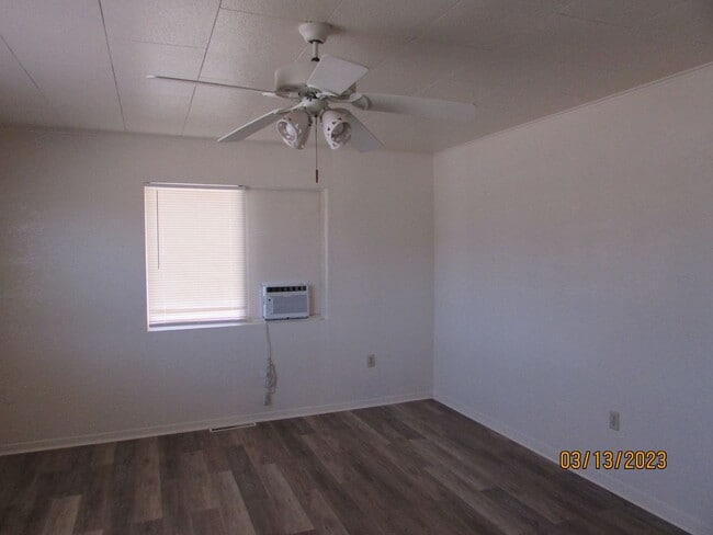 921 S Platinum Ave