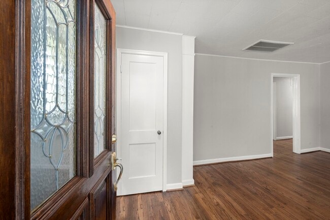 Photo - 6438 Pinehurst Dr