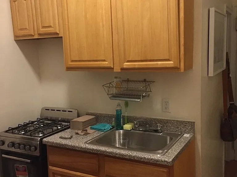 Photo - 148 W 141st St