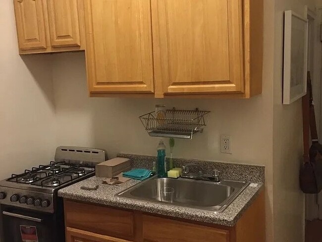 Building Photo - 148 W 141st St