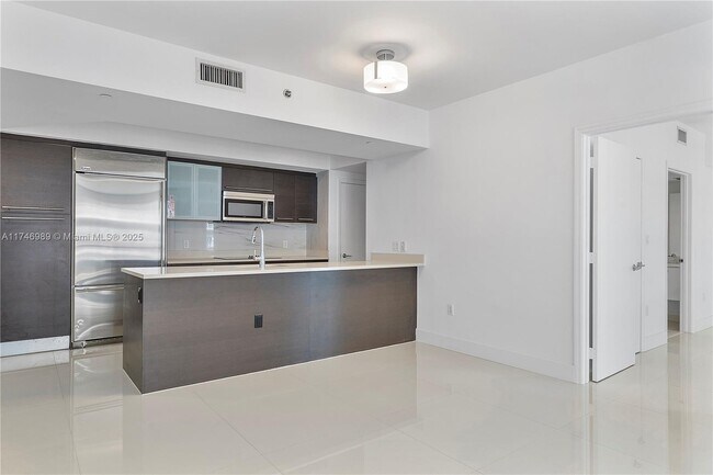 Photo - 55 SE 6th St Unit 3605