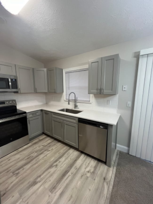 Photo - Updated 2/2 in Indian River Estates