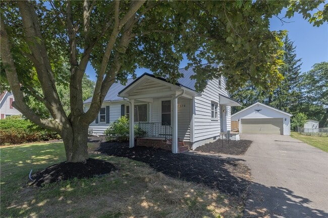 Photo - 578 Victory Hwy