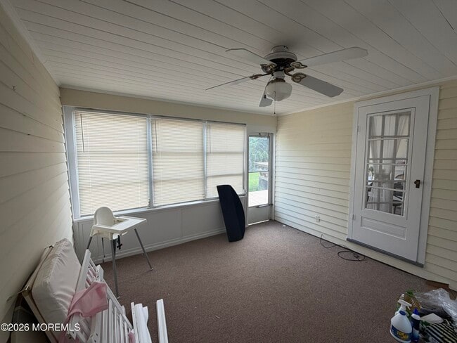 611 Blanchard Pkwy