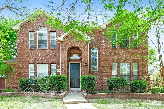 Building Photo - 7997 Greenvalley Ln