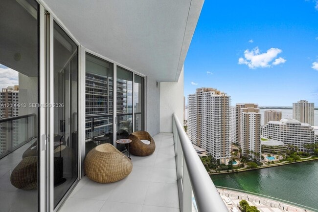 Photo - 475 Brickell Ave Unidad 2611