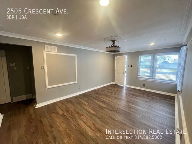 Photo - 2505 Crescent Ave