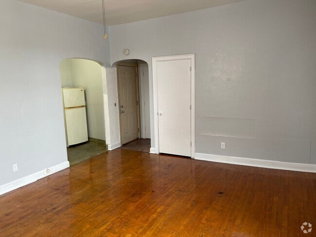 Building Photo - Large one room efficiency with large kitchen Unit Apart #34 Rental