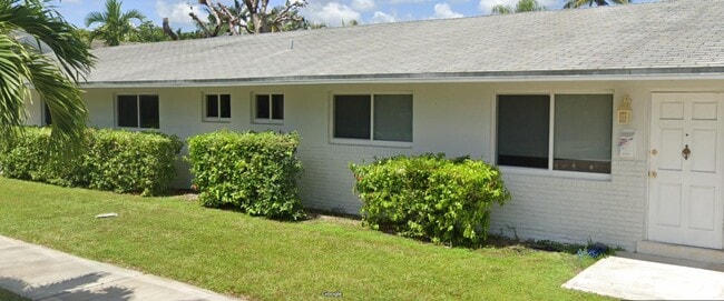 Building Photo - 4260 Stirling Rd Rental