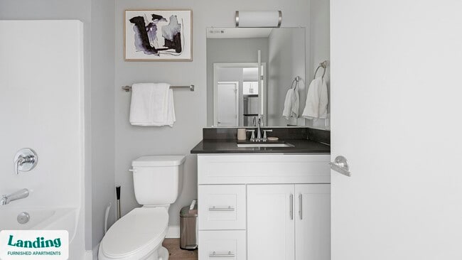 Photo - 5040 Linbar Dr Unidad 404