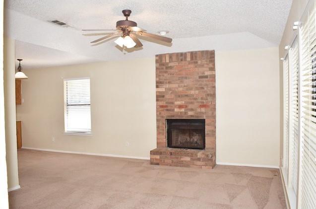 7009 Overton Park