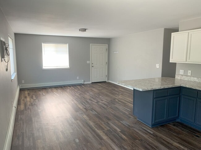 Photo - 200 E Pike Ave Unidad #2