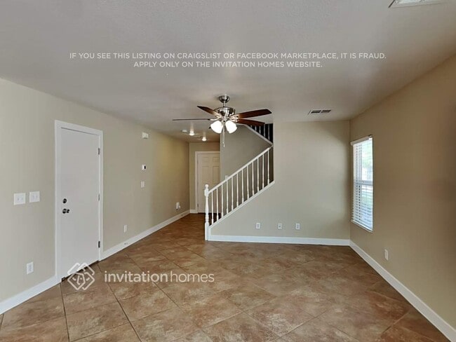 Photo - 133 Gilliflower Ave