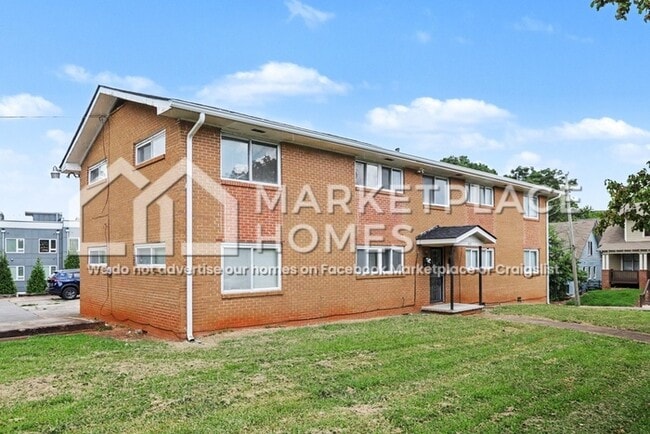 Photo - 412 Todd St