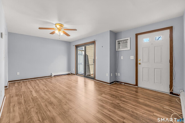 Photo - 20 Trolley Cir Unit 20