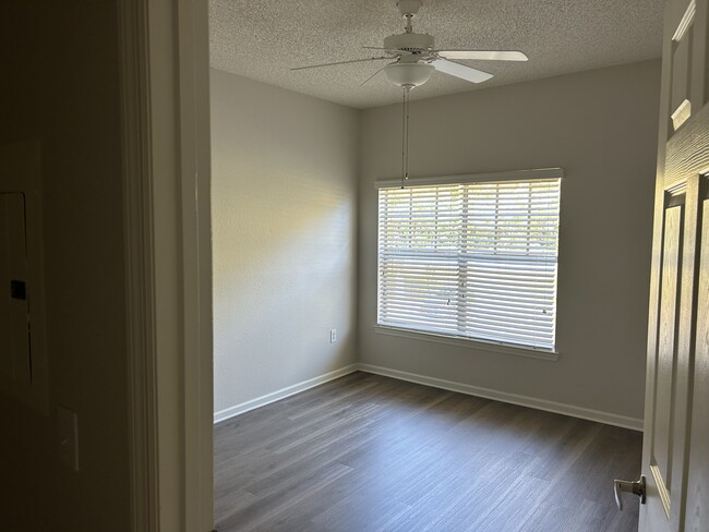 Photo - 1923 Arbor Lakes Cir Unit 1923