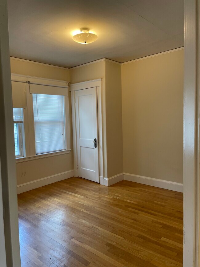 Photo - 38 Rawson Rd Unit 2