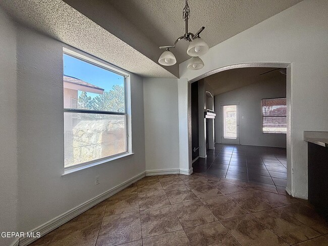 Photo - 403 Wisconsin Ct