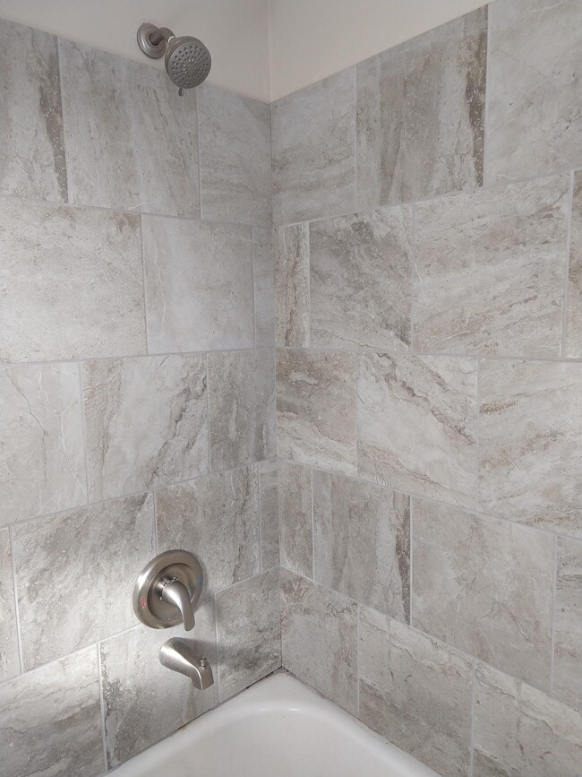 Photo - 1007 9th Ave Unit B