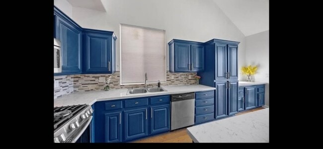 Photo - 792 Valley Rise Dr