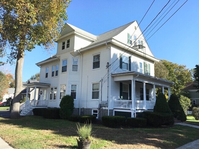 Photo - 110 Church St Unit B