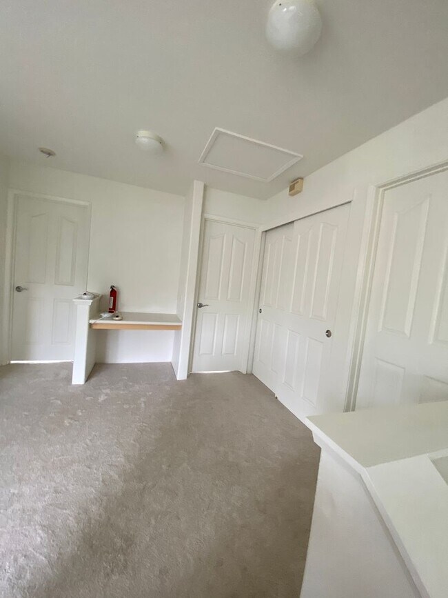 Photo - 92-1481 Punawainui St.