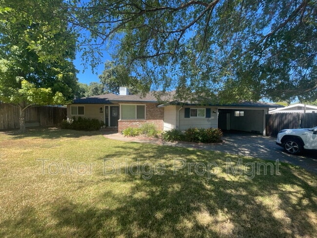 Building Photo - 3751 El Ricon Way