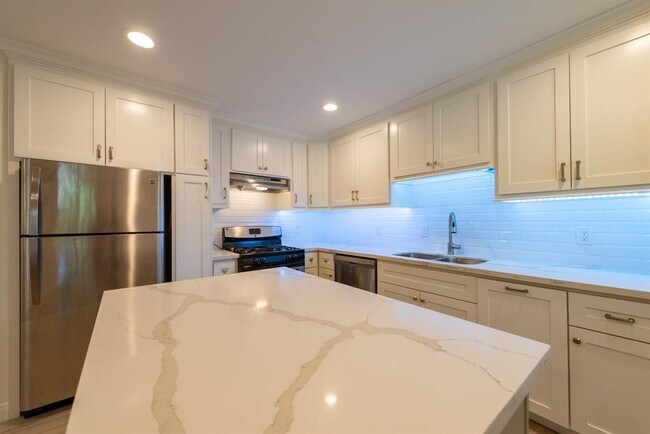 Photo - 1529 Wirt Rd Unidad 55