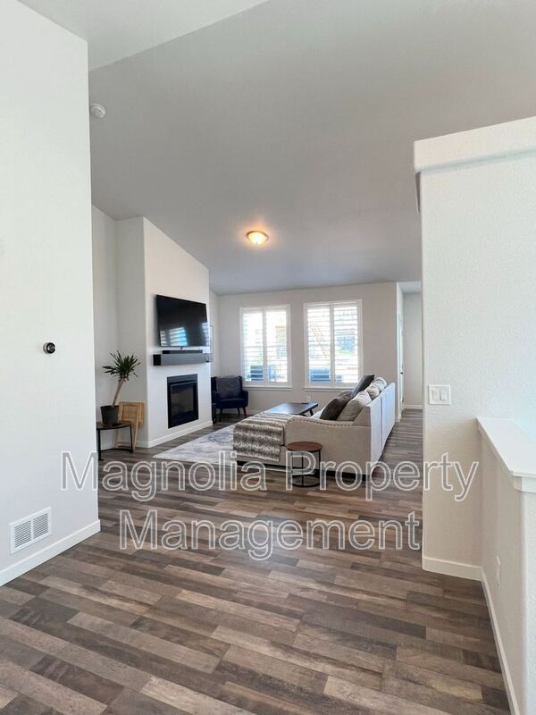 Photo - 11855 Koenig Dr